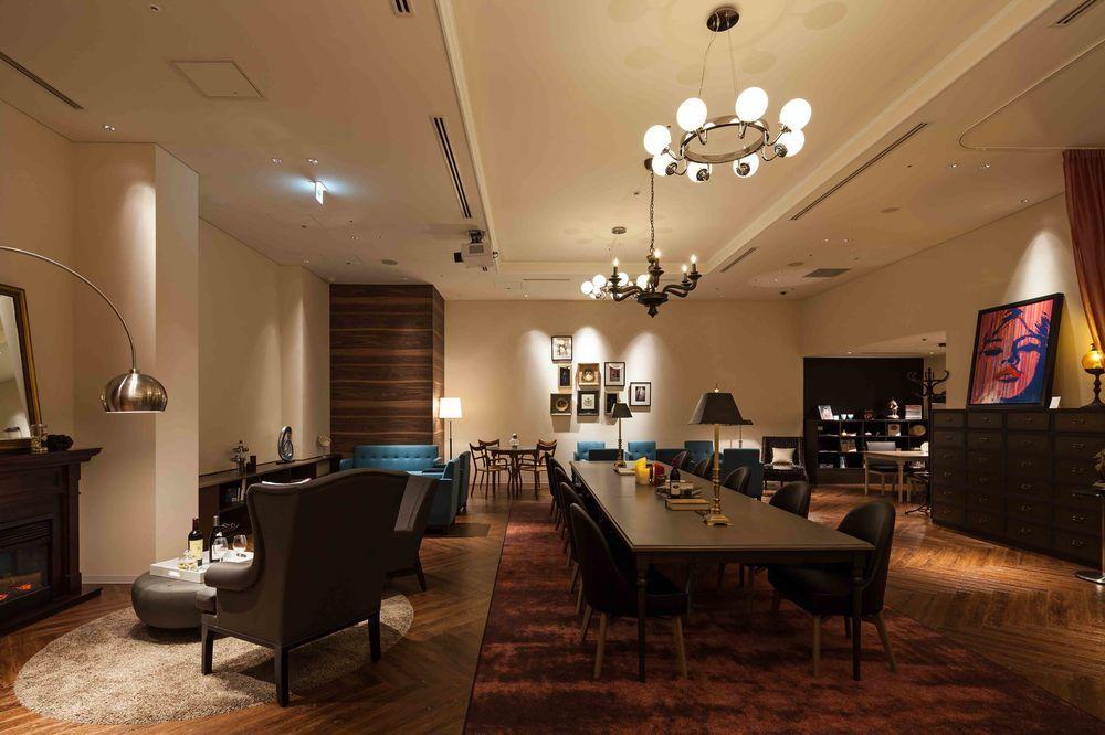 Courtyard By Marriott Tokyo Station Hotell Exteriör bild