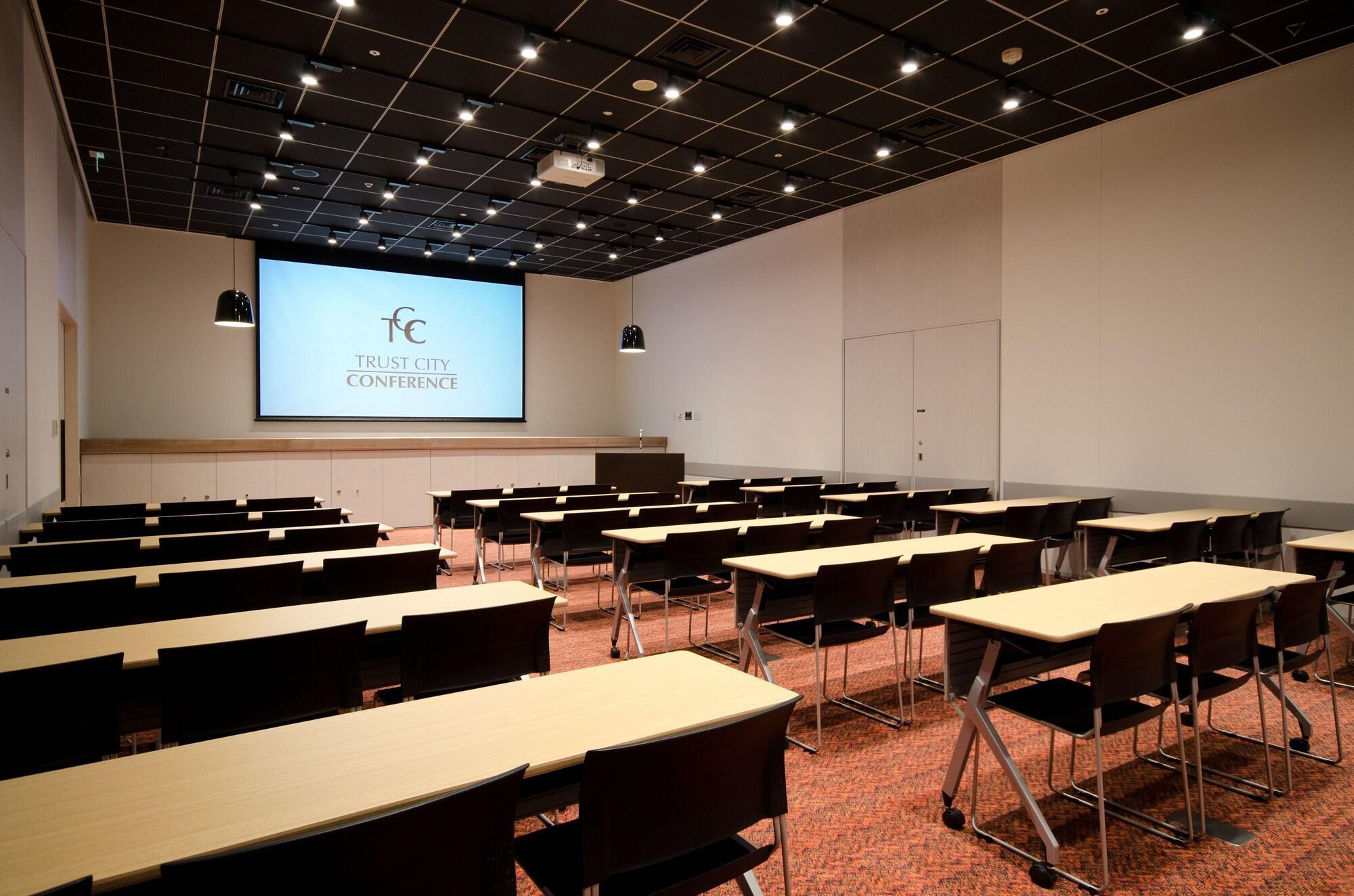 Courtyard By Marriott Tokyo Station Hotell Exteriör bild